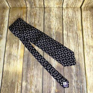 XMI 100% Silk Made in USA Geometric Daisy Print Black‎ Neck Tie